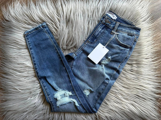 Cello Mid-Rise Skinny Jeans {Limited Stock}